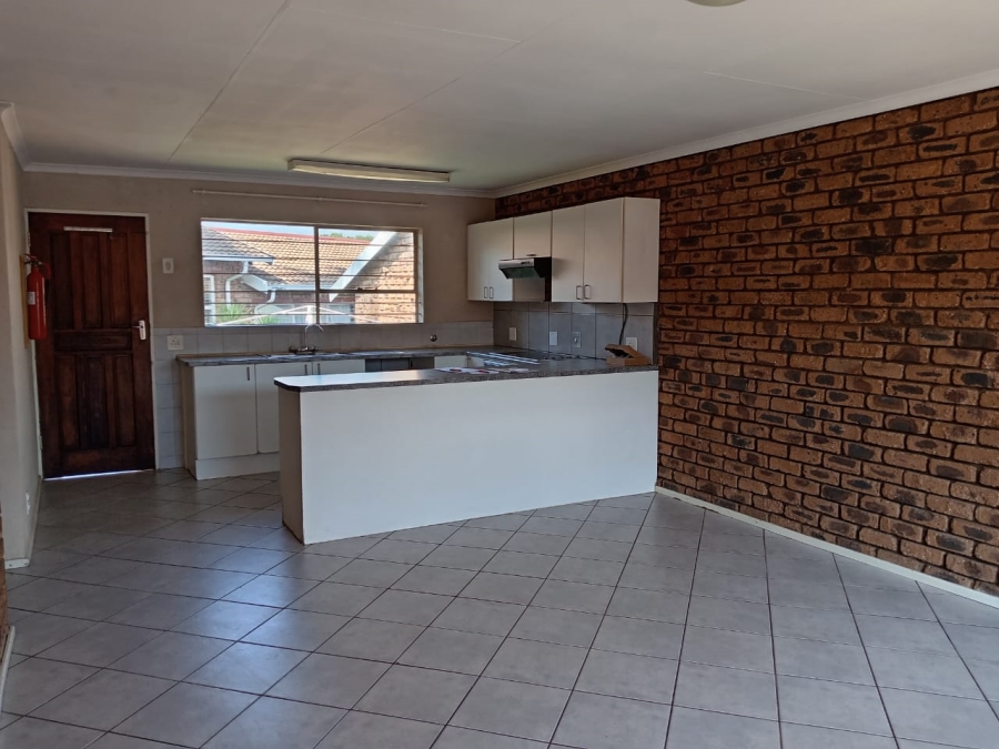3 Bedroom Property for Sale in Mindalore Gauteng
