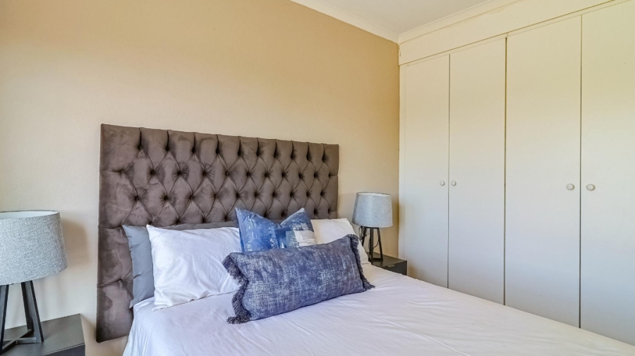 2 Bedroom Property for Sale in Greenhills Gauteng