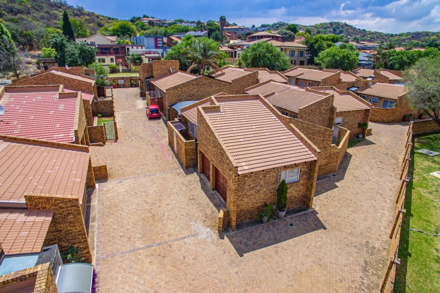 3 Bedroom Property for Sale in Meyersdal Gauteng
