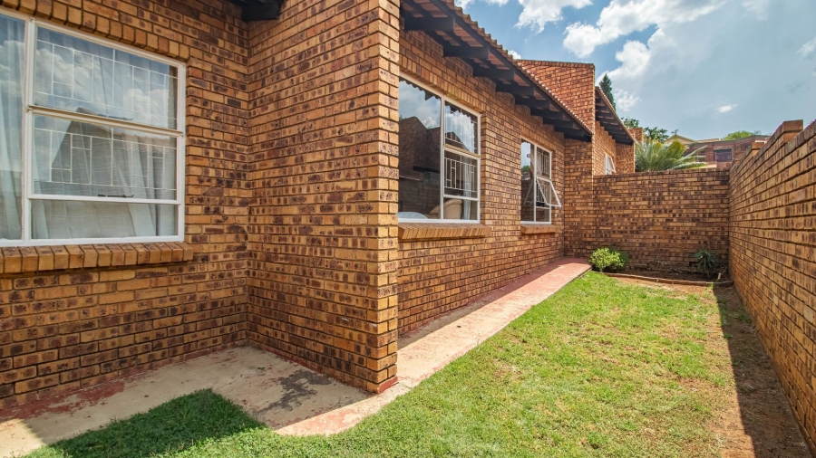 3 Bedroom Property for Sale in Meyersdal Gauteng