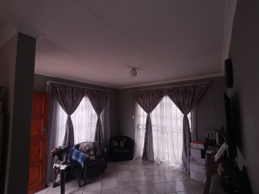 3 Bedroom Property for Sale in Stretford Gauteng