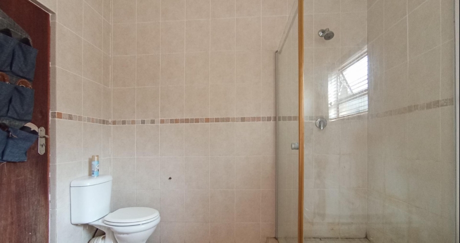 3 Bedroom Property for Sale in Mondeor Gauteng