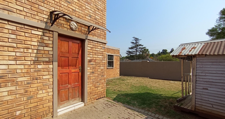 3 Bedroom Property for Sale in Mondeor Gauteng