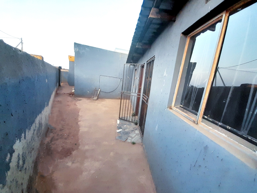 2 Bedroom Property for Sale in Leondale Gauteng