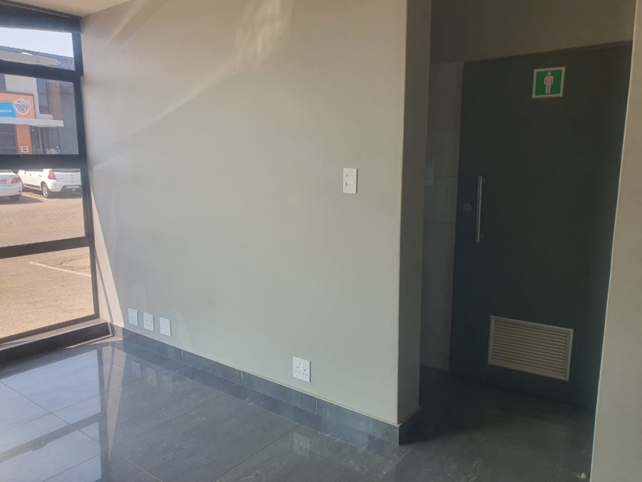 Commercial Property for Sale in Clayville Gauteng