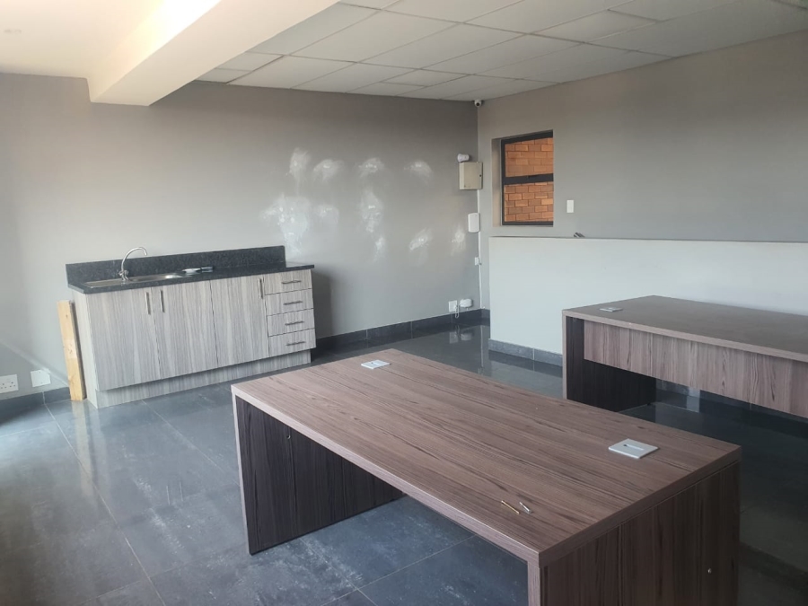 Commercial Property for Sale in Clayville Gauteng