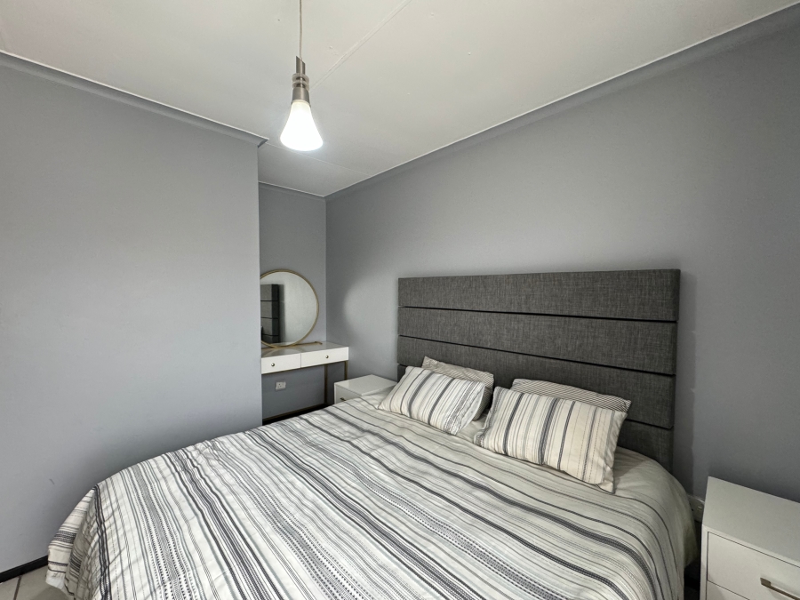 2 Bedroom Property for Sale in Oakdene Gauteng