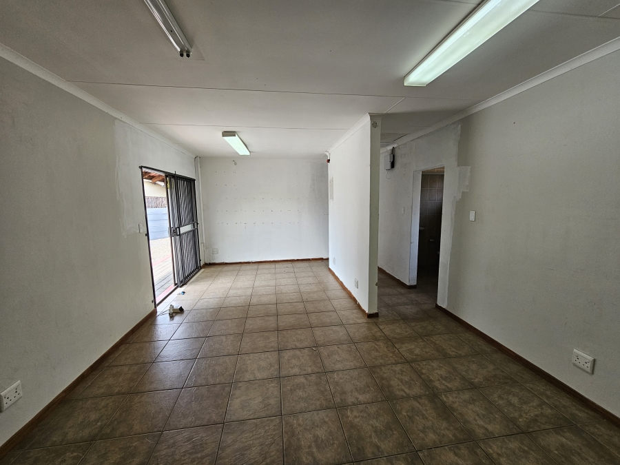 Commercial Property for Sale in Rooihuiskraal Gauteng