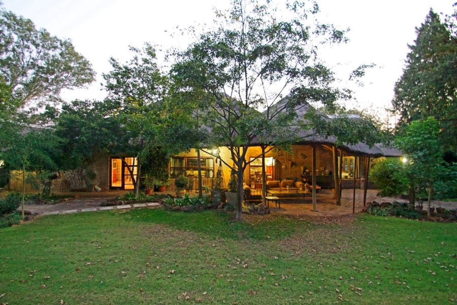 6 Bedroom Property for Sale in Lanseria Gauteng