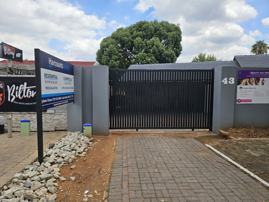 Commercial Property for Sale in Rooihuiskraal Gauteng