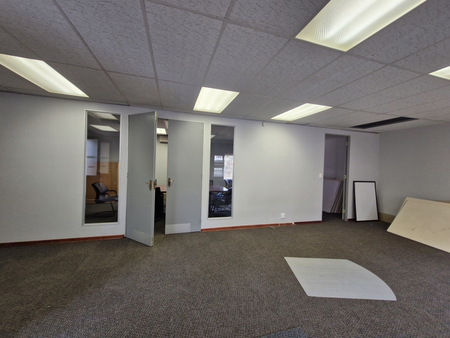 To Let commercial Property for Rent in Die Hoewes Gauteng