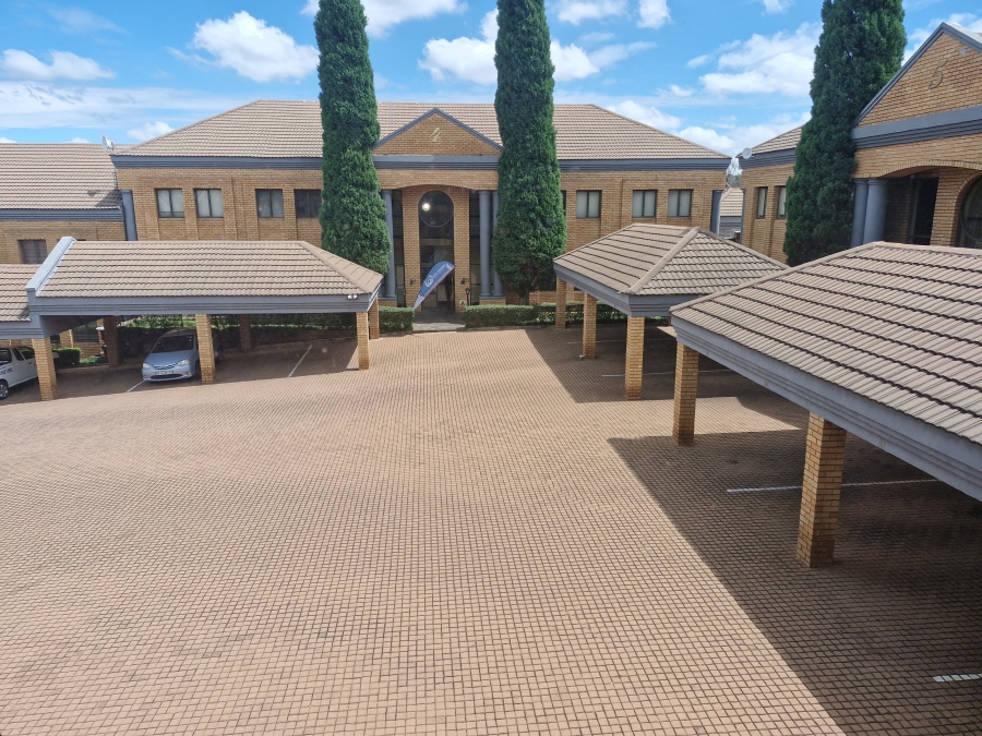 To Let commercial Property for Rent in Die Hoewes Gauteng