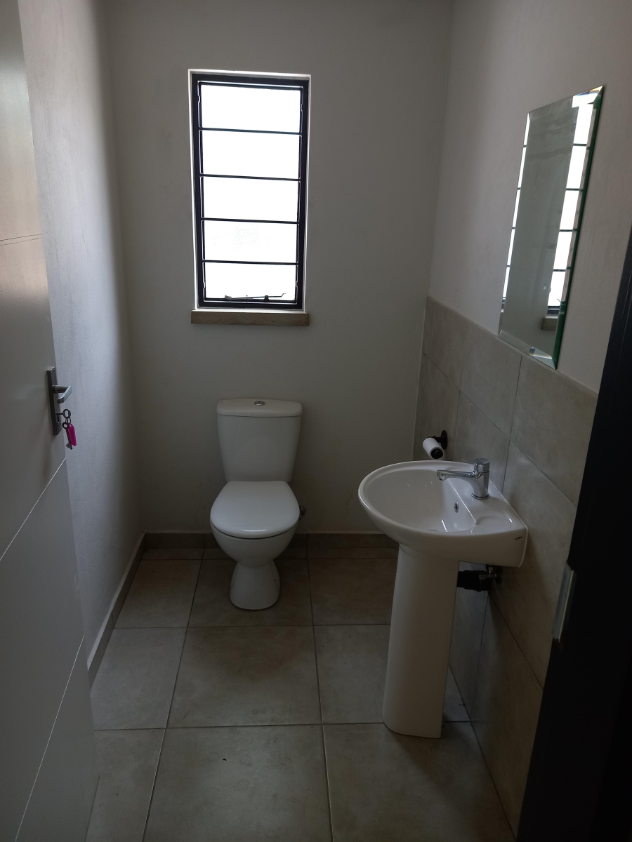 Commercial Property for Sale in Halfway Gardens Gauteng