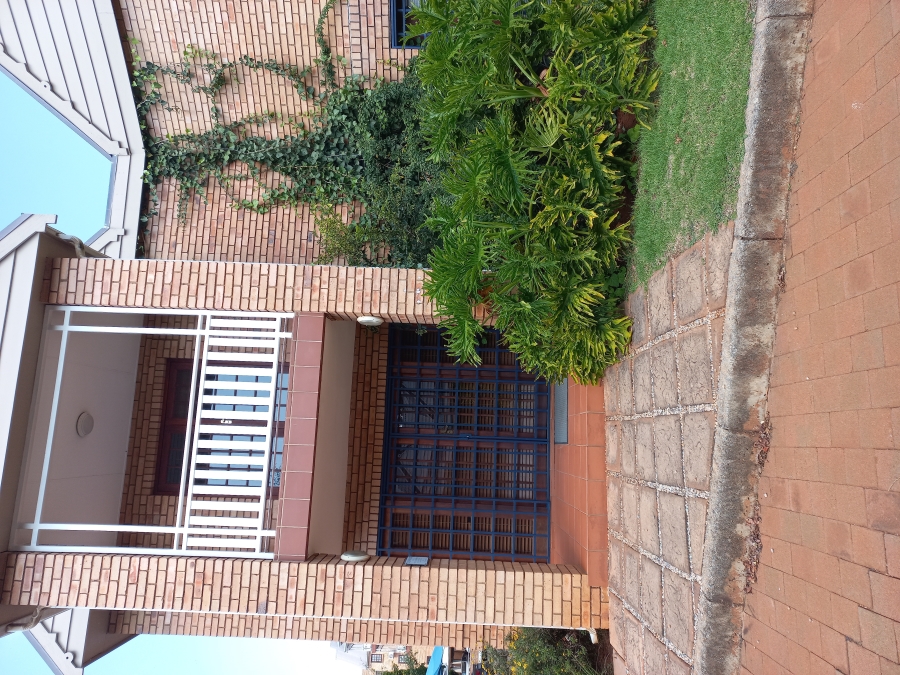 To Let commercial Property for Rent in Lyttelton Manor Gauteng