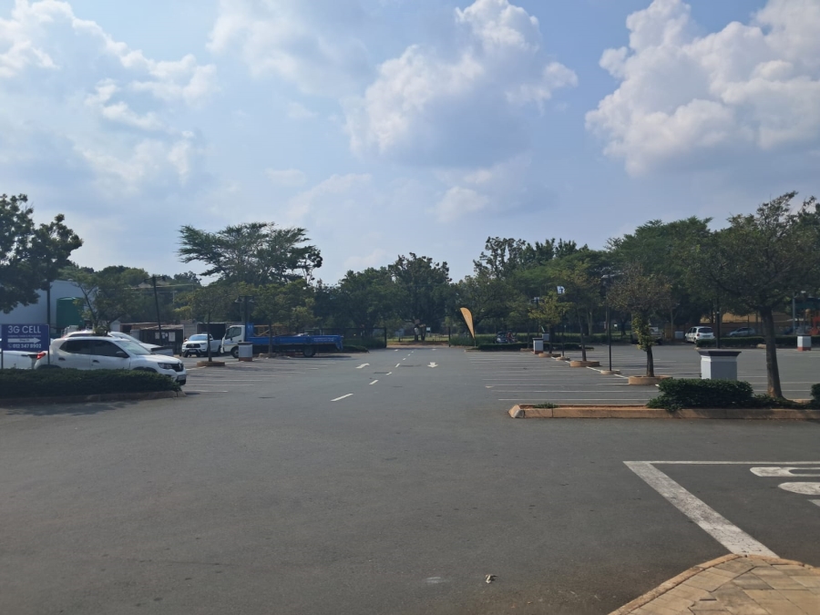 To Let commercial Property for Rent in Waterkloof Ridge Gauteng
