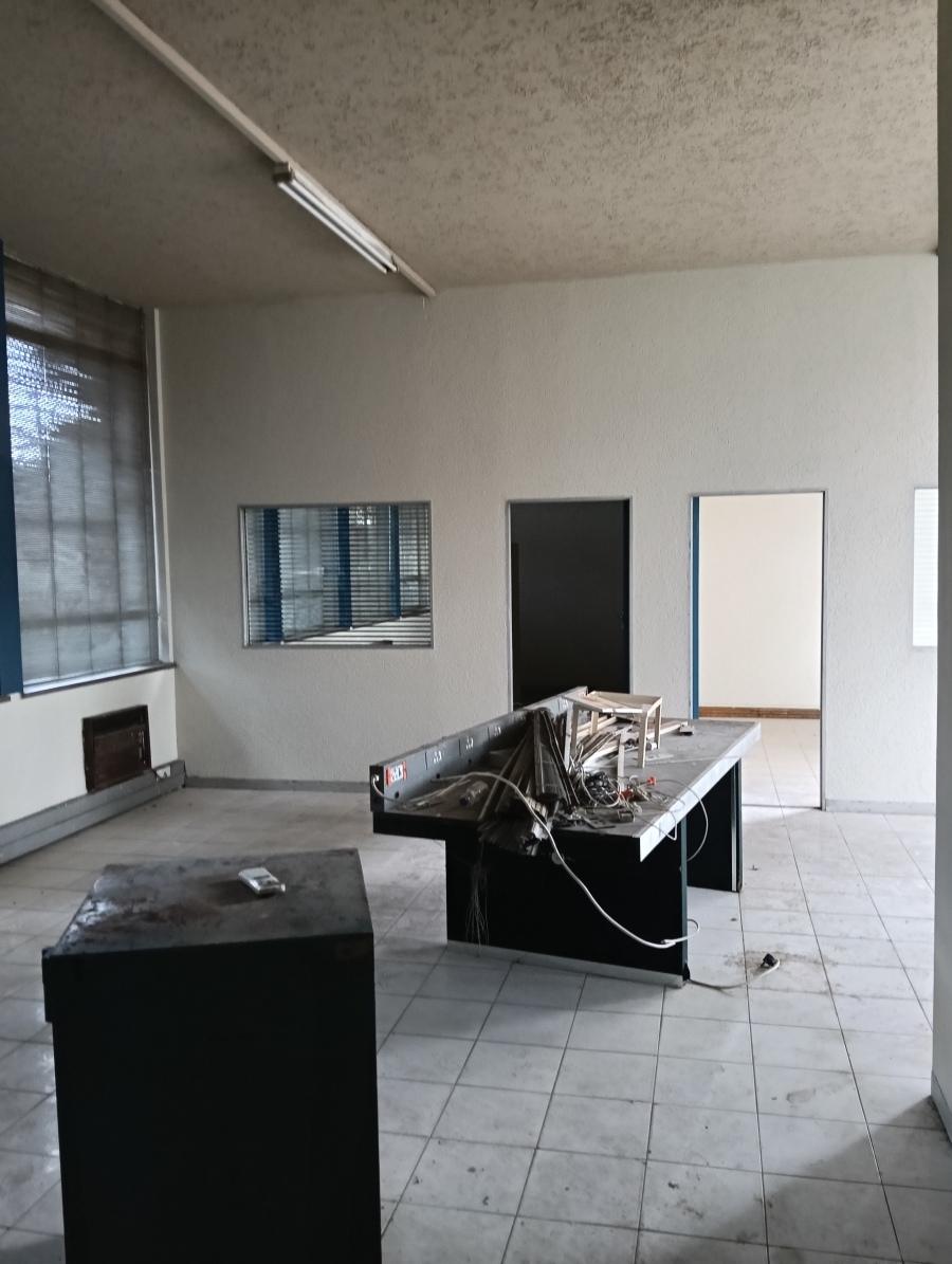 To Let commercial Property for Rent in Koedoespoort Industrial Gauteng