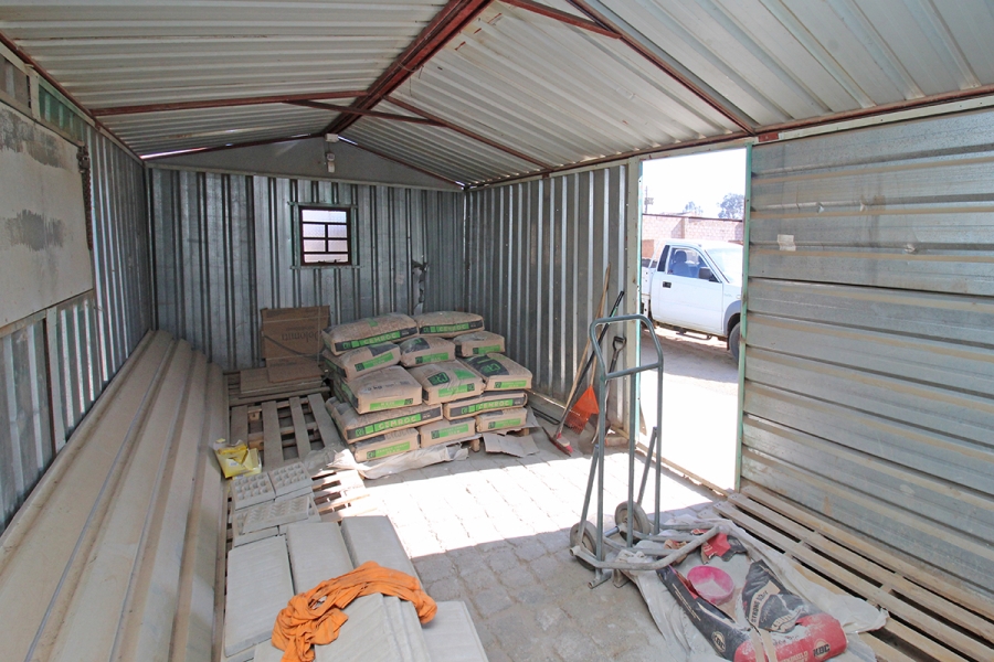 Commercial Property for Sale in Tshepisong Gauteng