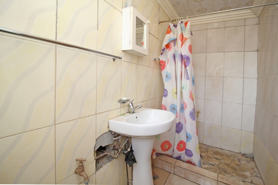 Commercial Property for Sale in Tshepisong Gauteng