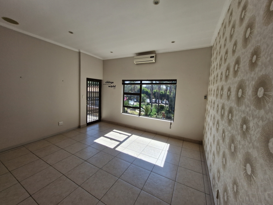 Commercial Property for Sale in Raslouw A H Gauteng