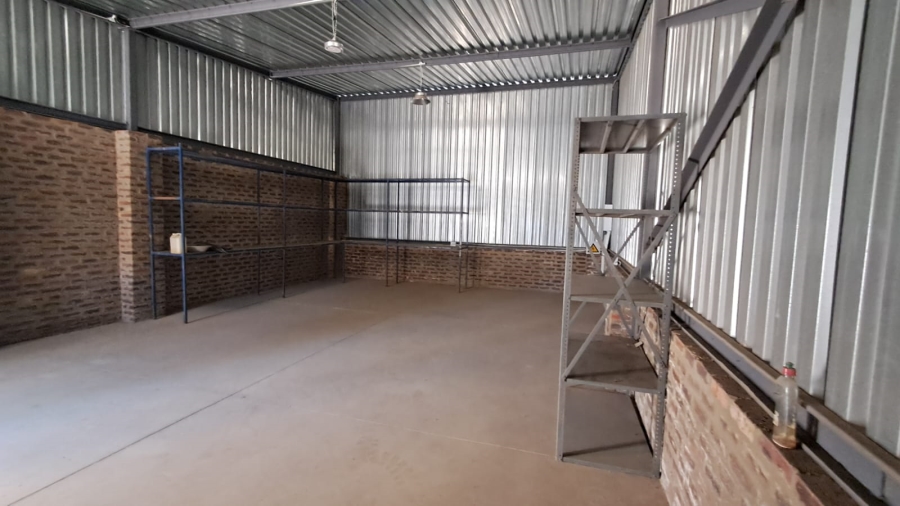 Commercial Property for Sale in Clayville Gauteng
