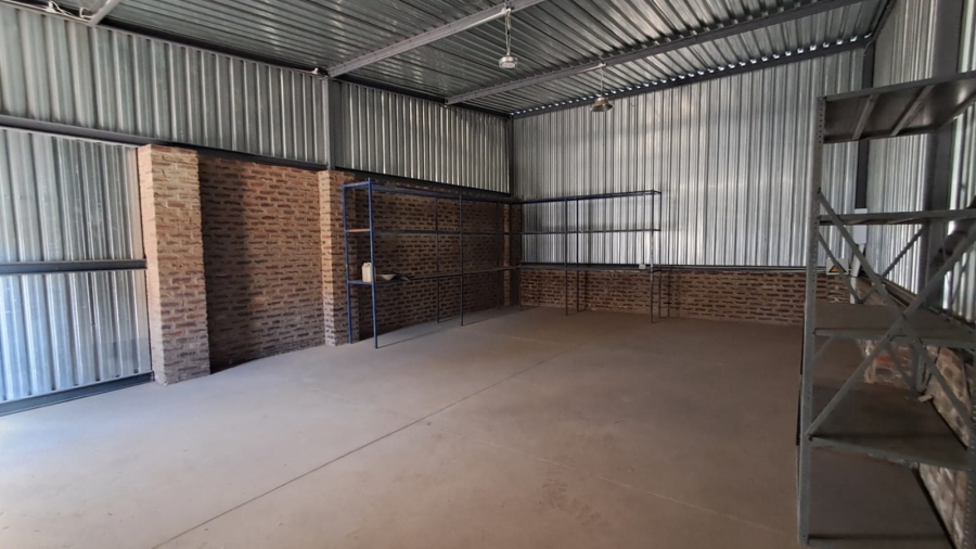 Commercial Property for Sale in Clayville Gauteng