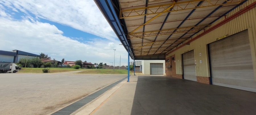 To Let commercial Property for Rent in Clayville East Gauteng