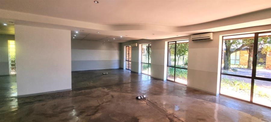 To Let commercial Property for Rent in Woodmead Gauteng