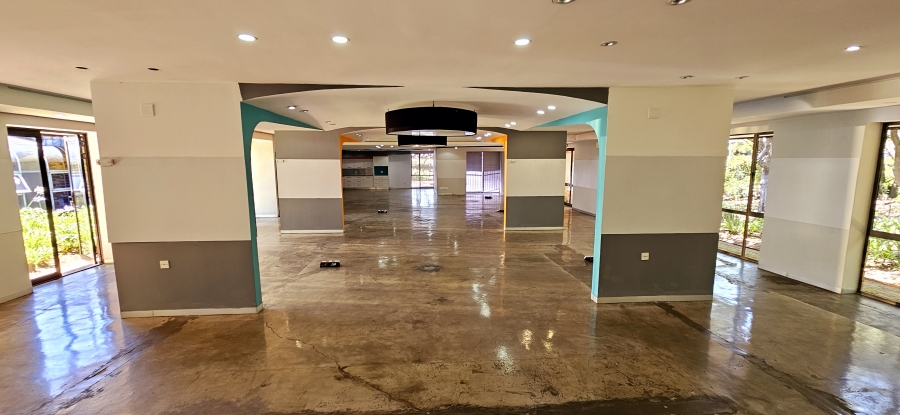To Let commercial Property for Rent in Woodmead Gauteng