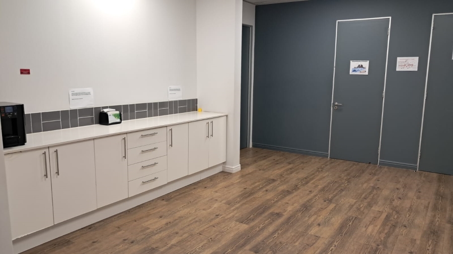 To Let commercial Property for Rent in Die Hoewes Gauteng