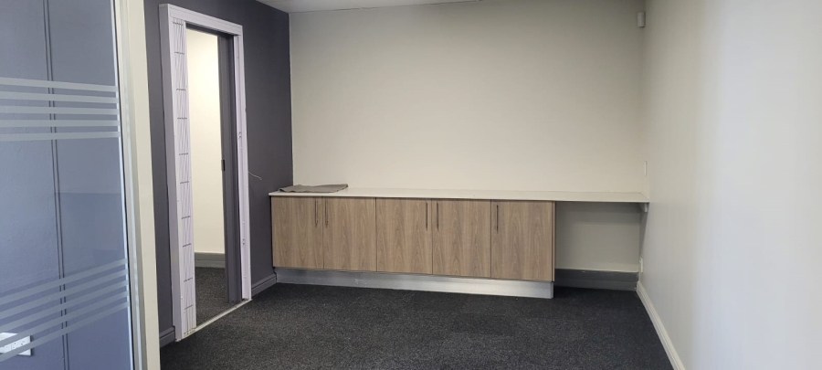 To Let commercial Property for Rent in Die Hoewes Gauteng