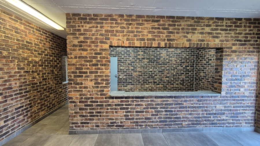 To Let commercial Property for Rent in N4 Gateway Industrial Park Gauteng