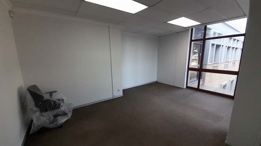 To Let commercial Property for Rent in Vorna Valley Gauteng