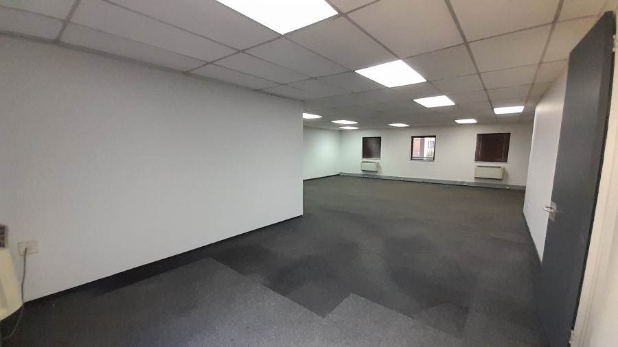 To Let commercial Property for Rent in Vorna Valley Gauteng