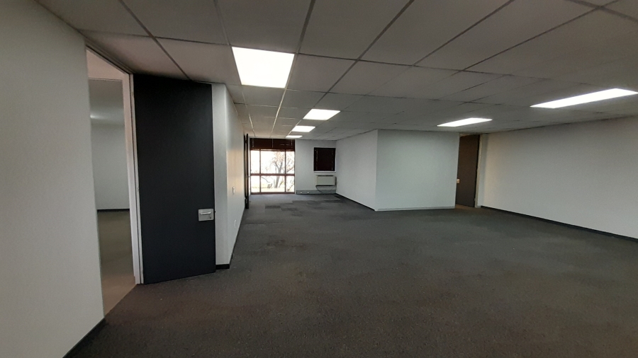 To Let commercial Property for Rent in Vorna Valley Gauteng