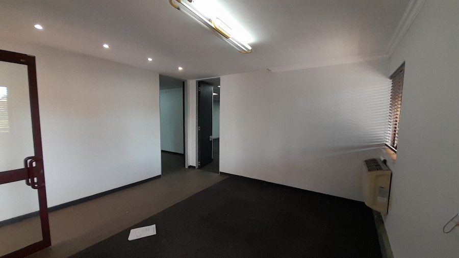 To Let commercial Property for Rent in Vorna Valley Gauteng