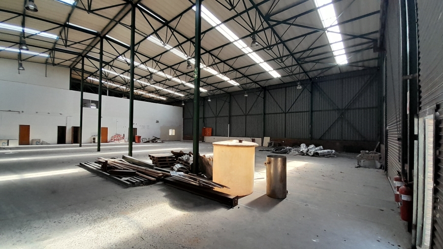 To Let commercial Property for Rent in Randjespark Gauteng