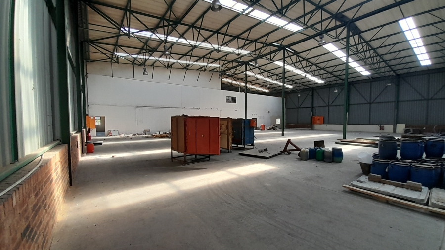 To Let commercial Property for Rent in Randjespark Gauteng