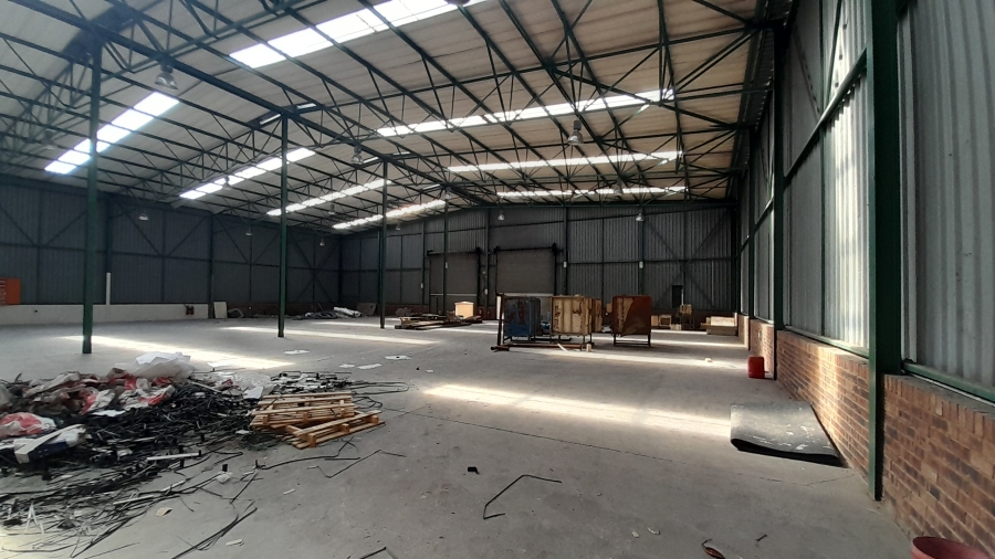 To Let commercial Property for Rent in Randjespark Gauteng