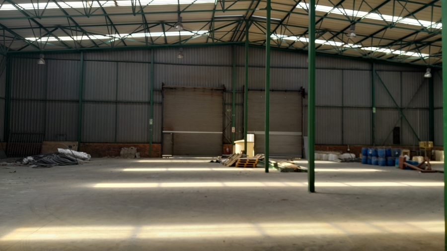To Let commercial Property for Rent in Randjespark Gauteng