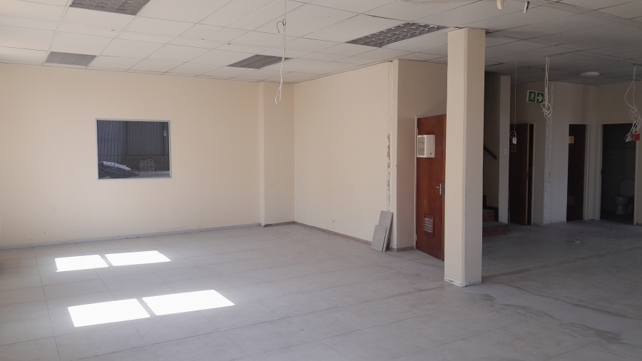 To Let commercial Property for Rent in Randjespark Gauteng