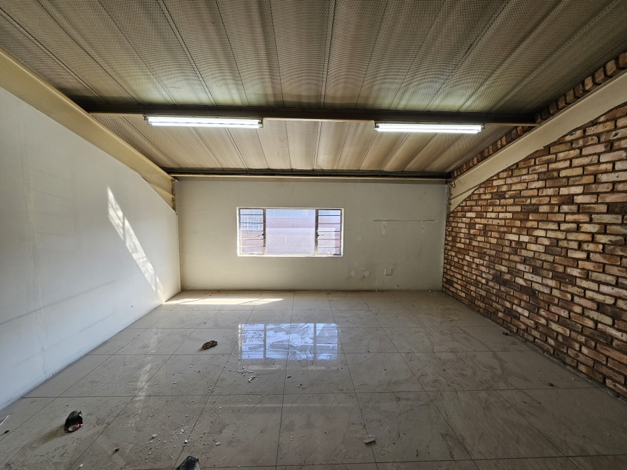 To Let commercial Property for Rent in Hennops Park Industrial Gauteng