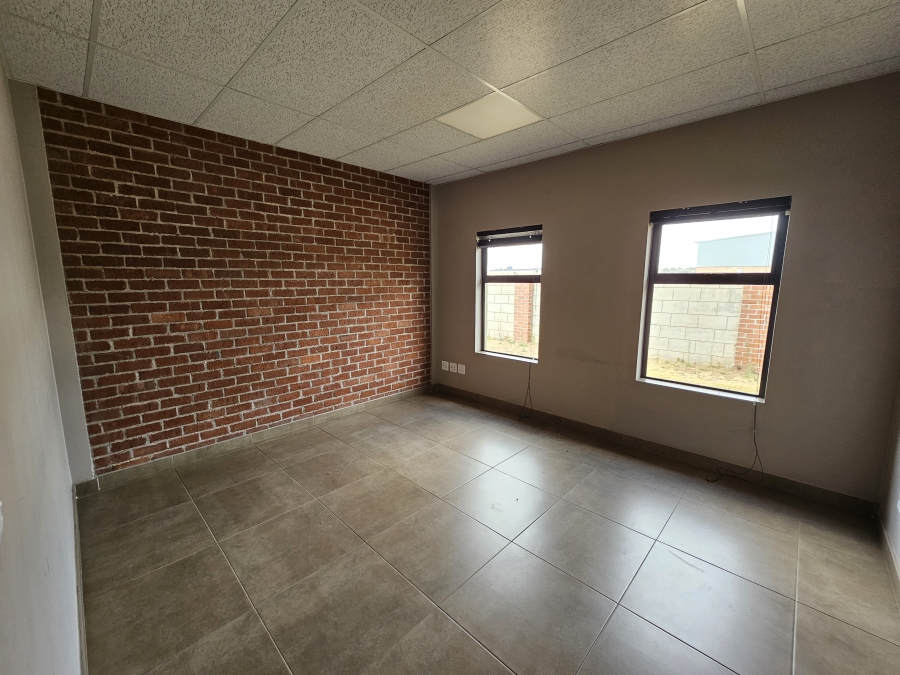 Commercial Property for Sale in Knoppieslaagte Gauteng