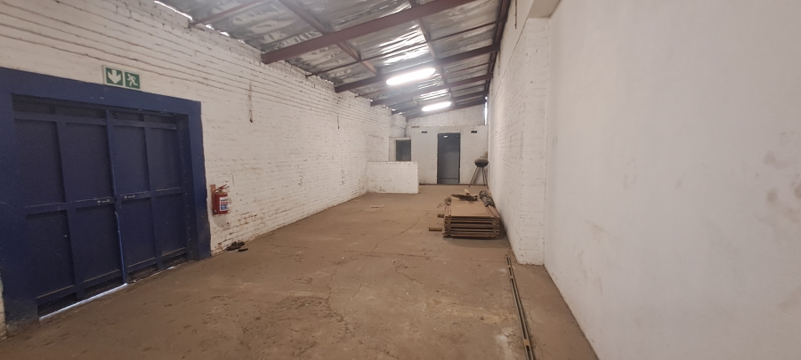 To Let commercial Property for Rent in Clayville East Gauteng