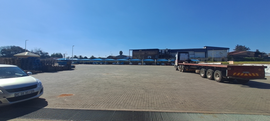 To Let commercial Property for Rent in Clayville East Gauteng