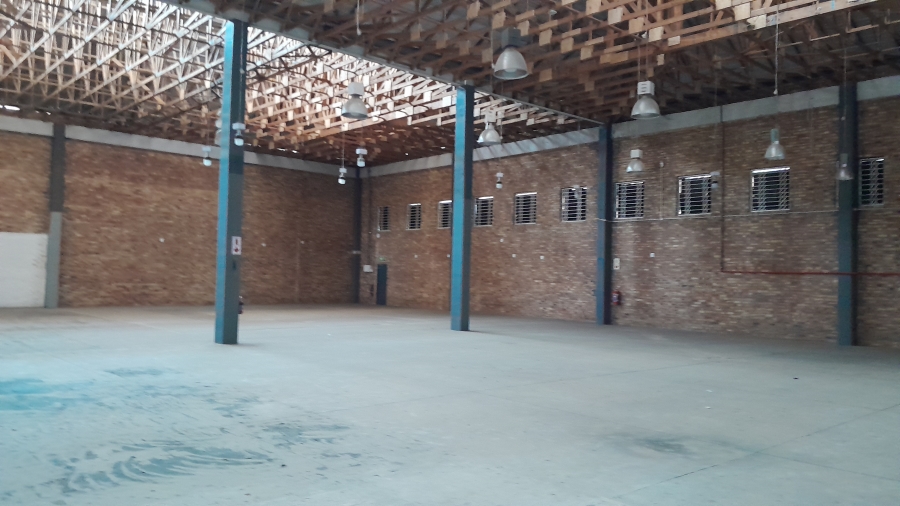 To Let commercial Property for Rent in Vorna Valley Gauteng