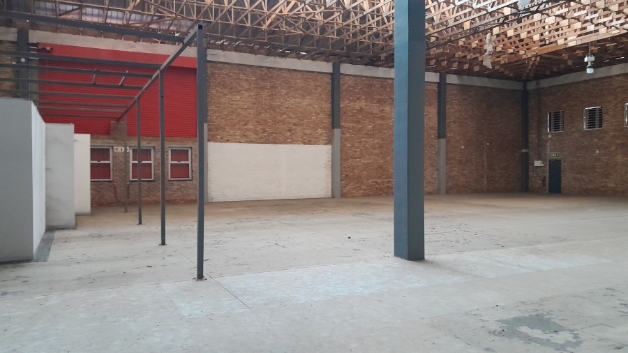 To Let commercial Property for Rent in Vorna Valley Gauteng
