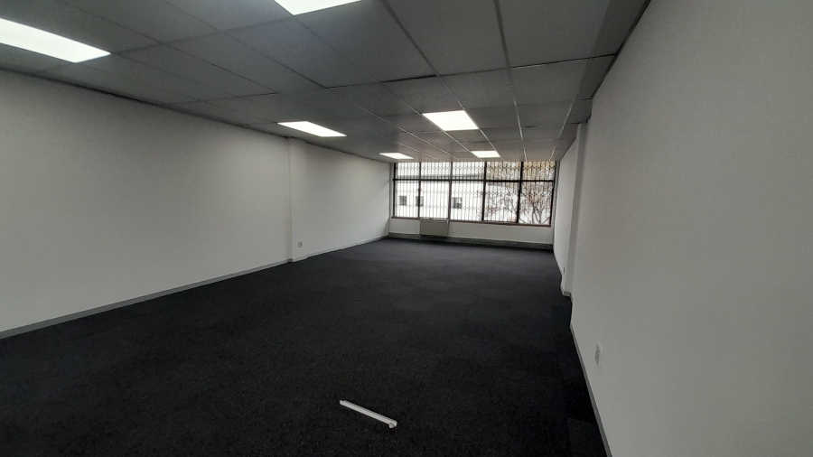 To Let commercial Property for Rent in Vorna Valley Gauteng