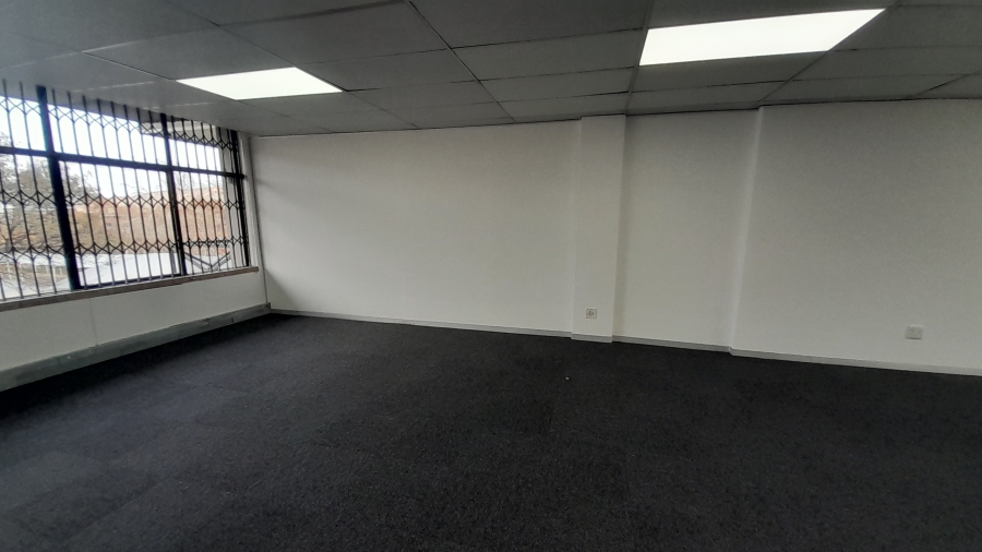 To Let commercial Property for Rent in Vorna Valley Gauteng