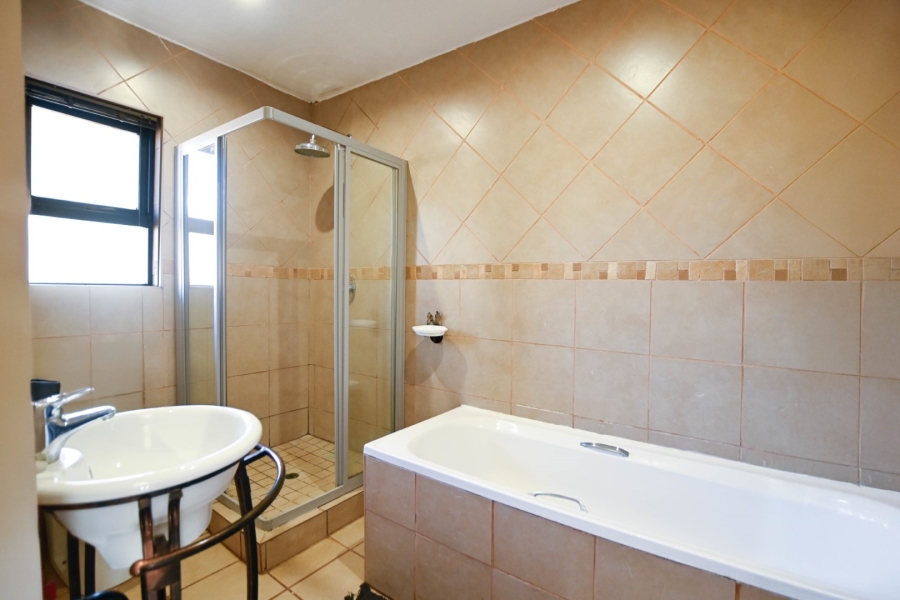 Commercial Property for Sale in Kameeldrift East Gauteng