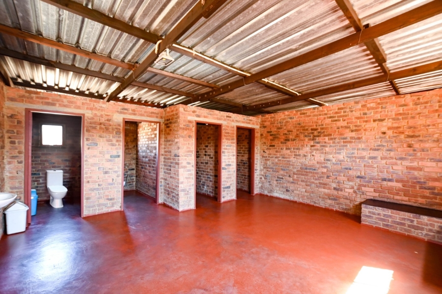 Commercial Property for Sale in Roodeplaat Gauteng